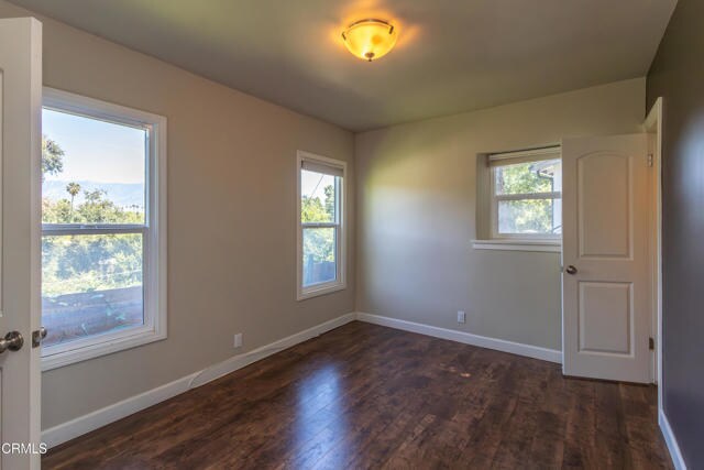 Building Photo - 854 Oneonta Dr