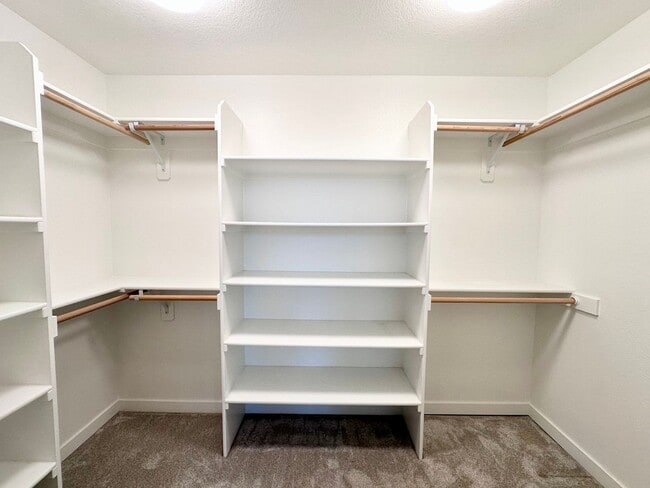 Building Photo - Exceptional Modern 3-Story Single-Family Home Near Woodstock