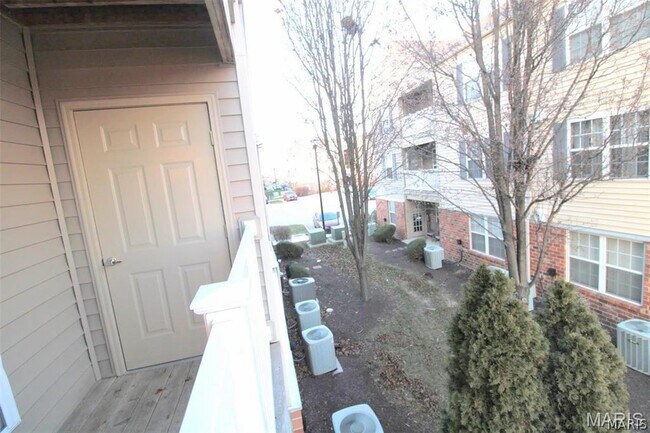 Building Photo - 1124 Welsh Dr