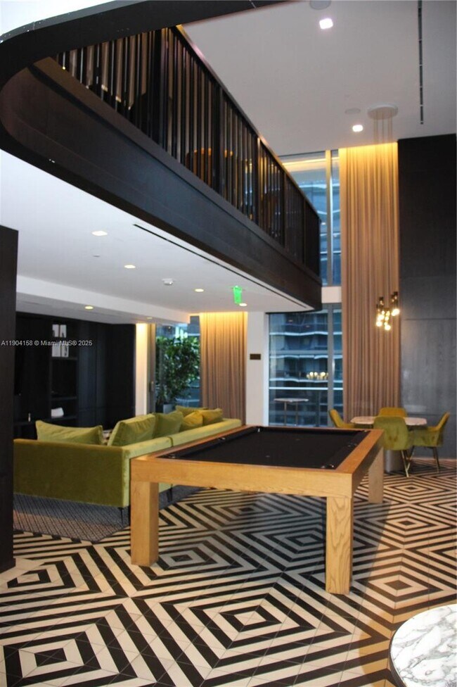 Building Photo - 801 S Miami Ave