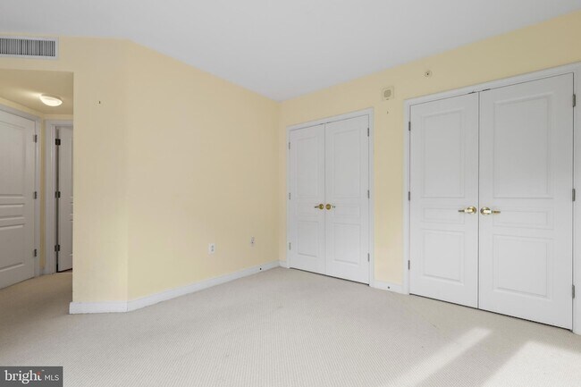 Building Photo - 616 E Street NW Unit 1005