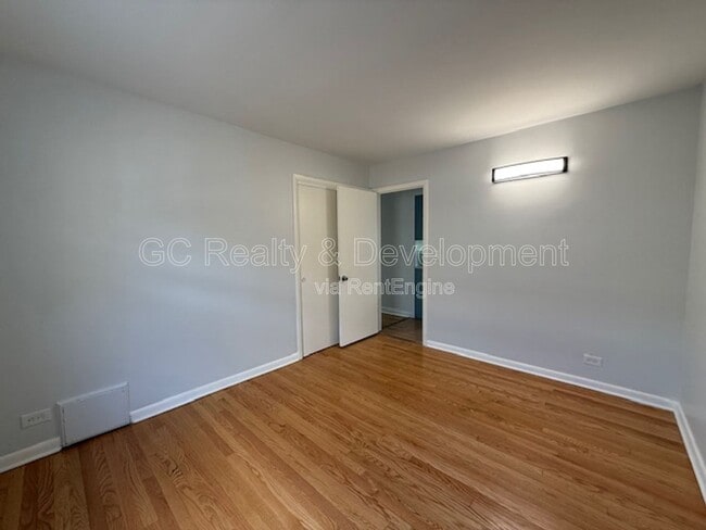 Building Photo - 2701 N Sayre Ave