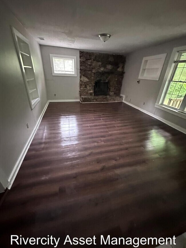 Building Photo - Rare Gem Ready For Move In!!!!! Section 8 Welcomed!!!!