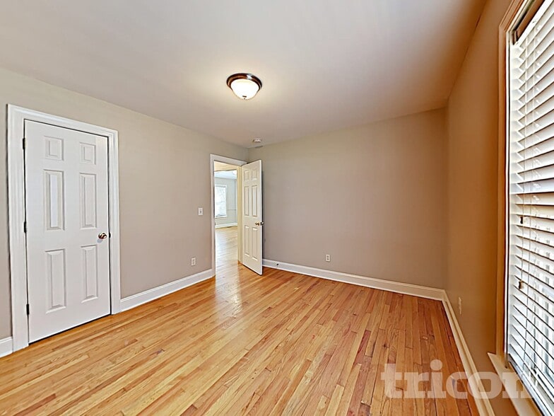 Building Photo - 4620 Amberdeen Ct