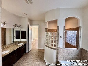 Building Photo - 2607 Seal Pointe