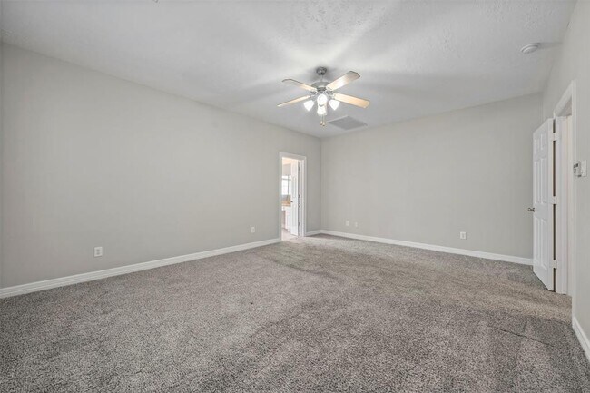 Building Photo - 13611 Brookbluff Ln