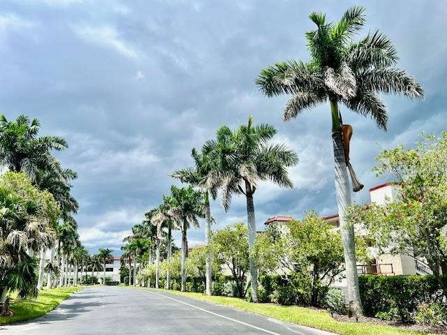 Building Photo - 3250 S Shore Dr