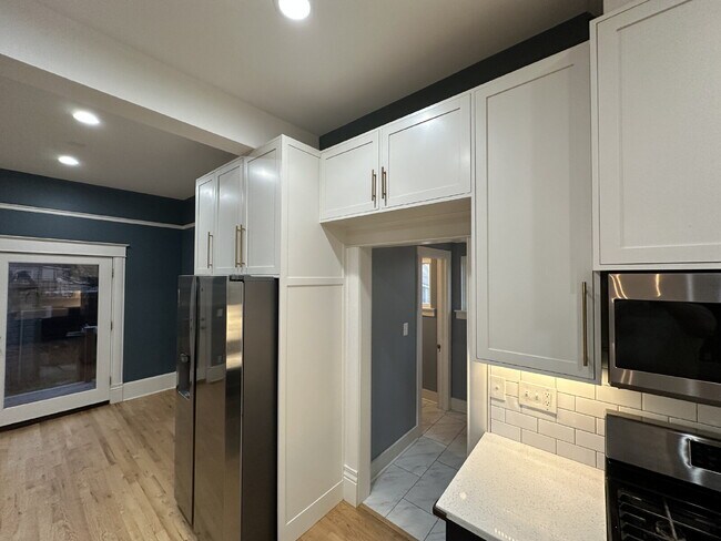 Building Photo - "Charming 3-Bed Oasis with Granite Touches & Cozy Fireplace in Nampa!"