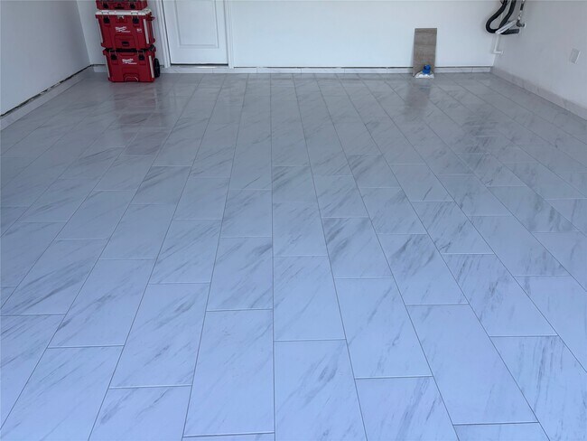 Building Photo - 17207 Thorwell Ln