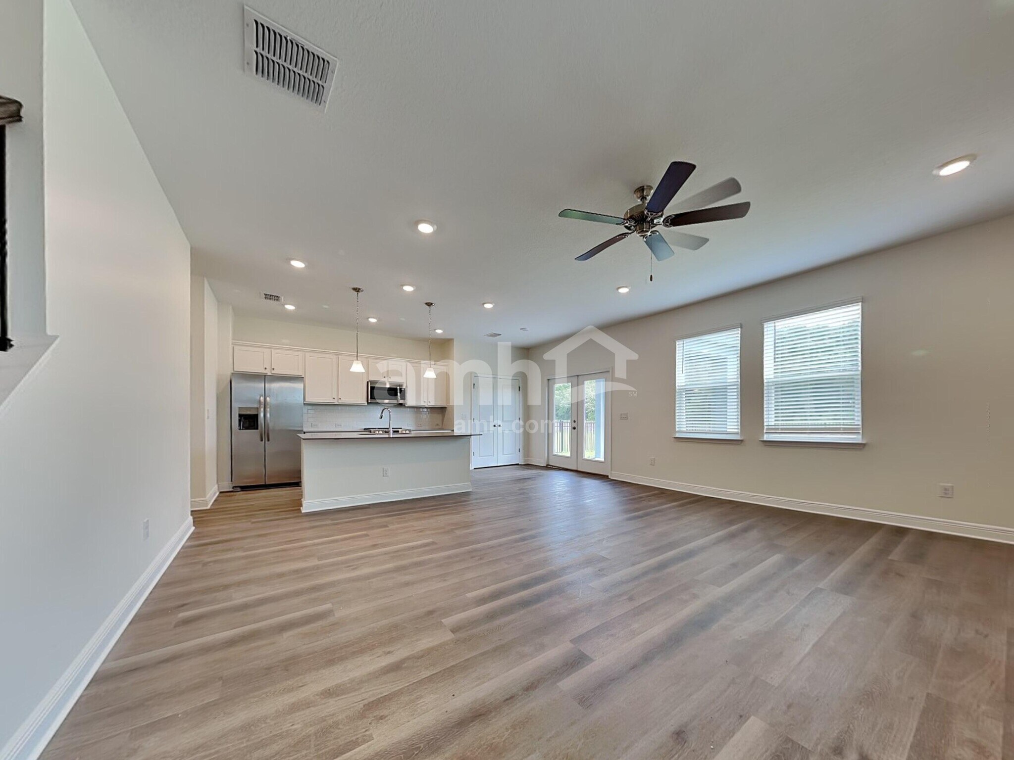 Building Photo - 27189 St Andrews Ave