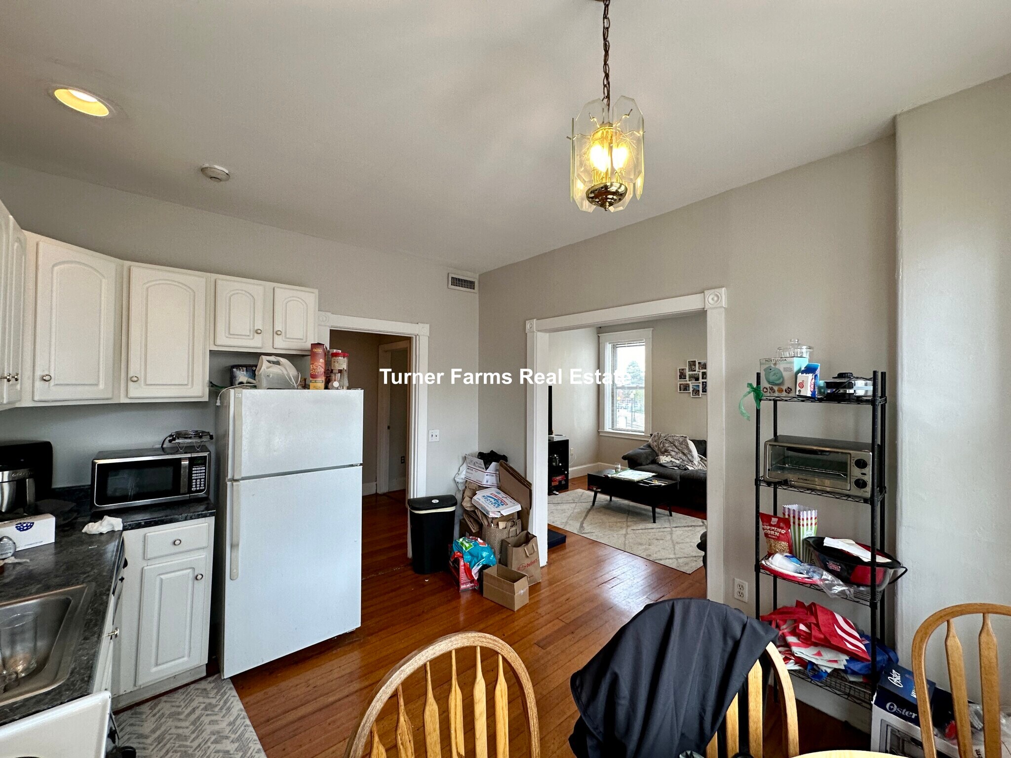 Building Photo - 146 Smith St