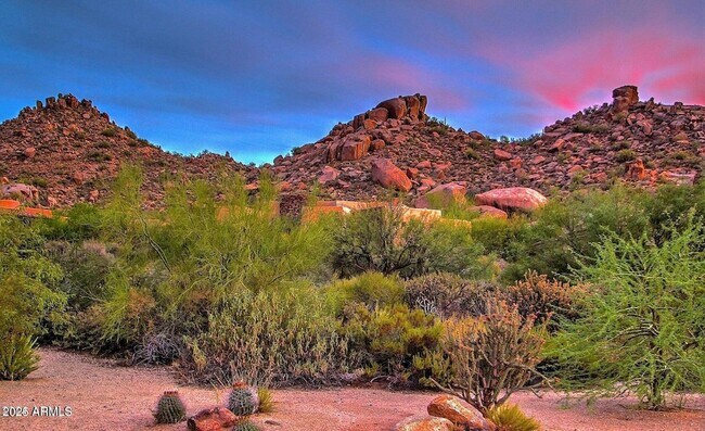 Building Photo - 7442 E Quien Sabe Way