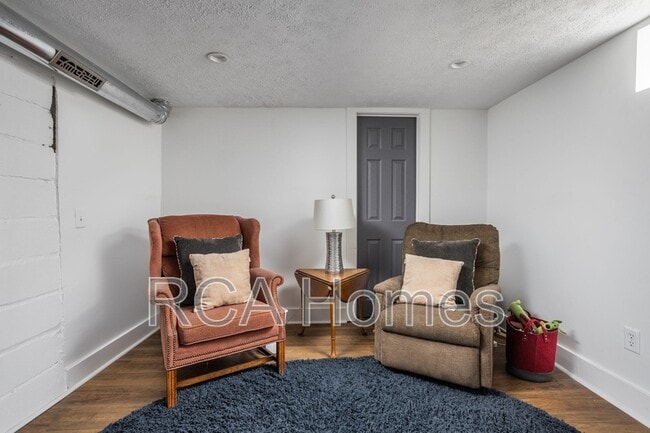 Building Photo - 1740 S Randolph St