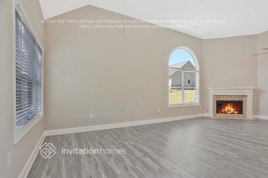 Building Photo - 413 Ledbetter Rd