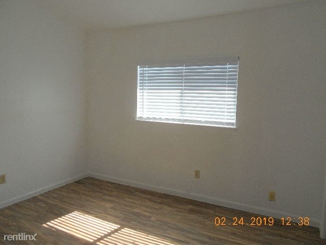 Building Photo - 4600 Beechwood St