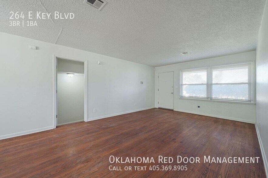 Building Photo - 264 E Key Blvd