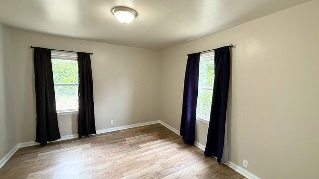 Building Photo - EAST SIDE UPDATED 3 BEDROOM 2 BATH HOME AVAILABLE NOW!