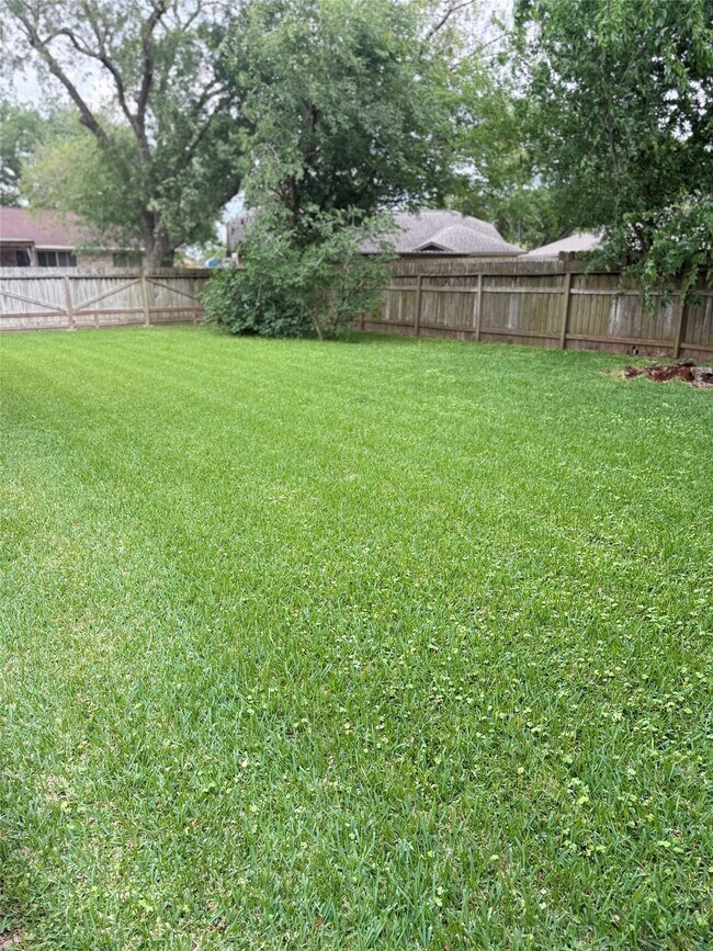 Building Photo - 335 Anchor Way