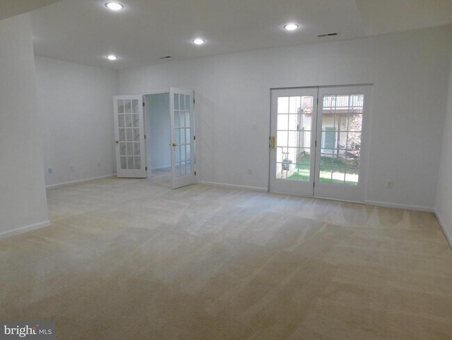 Building Photo - 25207 Bald Eagle Terrace