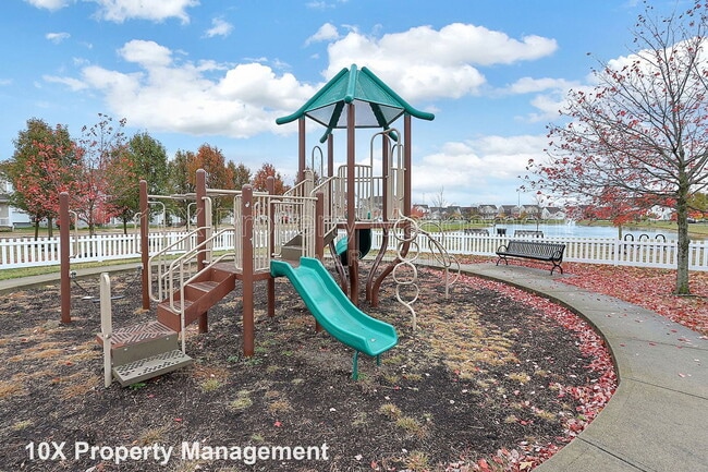 Building Photo - 1442 Bloomington Blvd