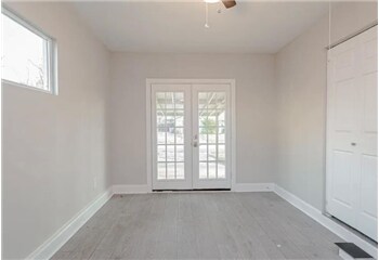 Building Photo - 1009 Alden Dr