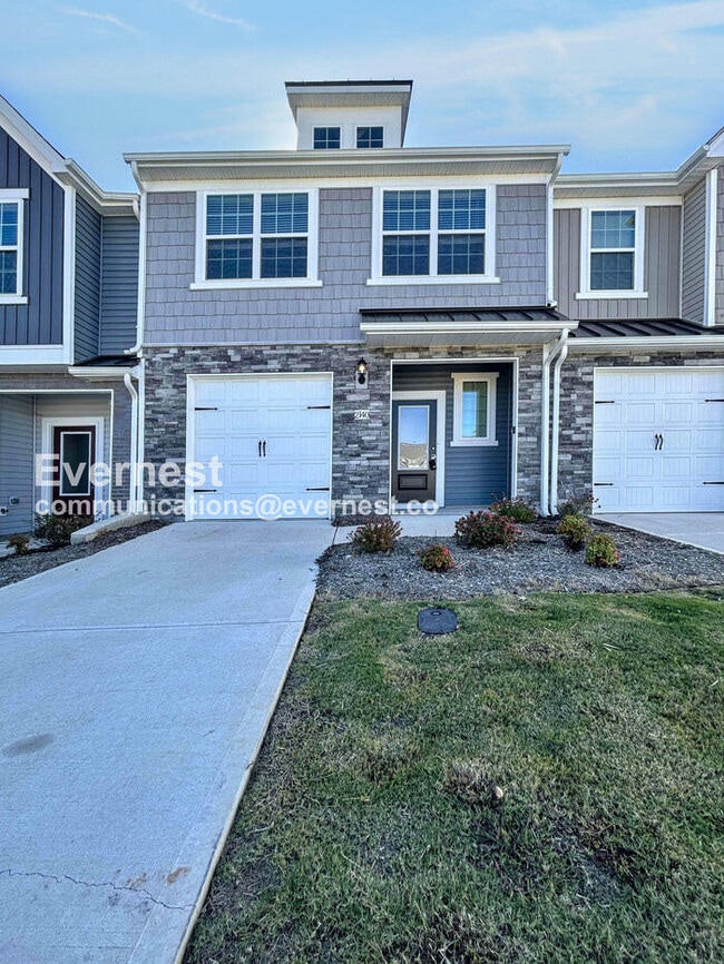 Building Photo - 2140 Willow Gln Dr