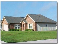 Primary Photo - Cloverhill Estates