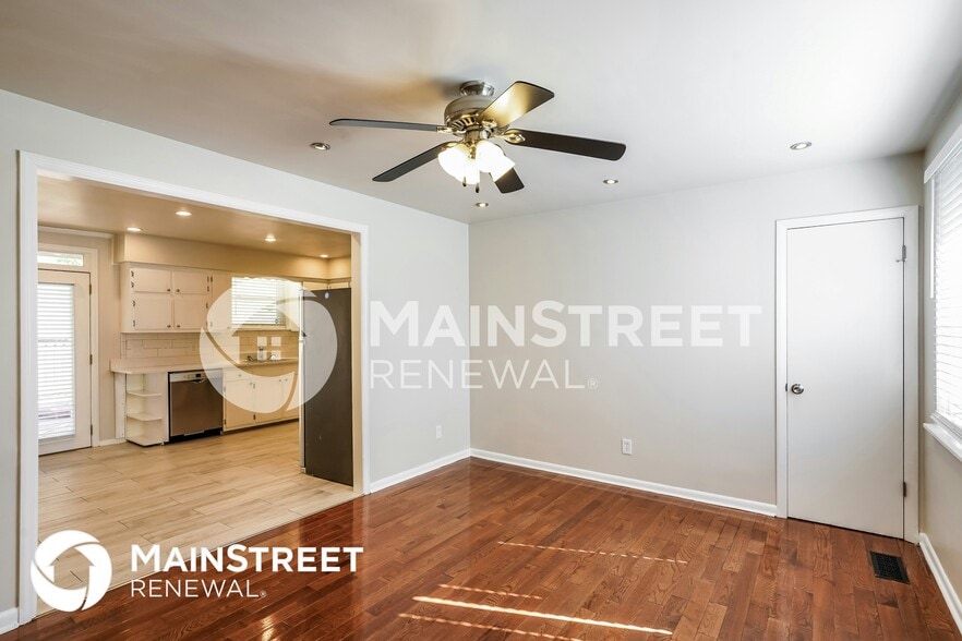 Building Photo - 3804 Scotwood Dr