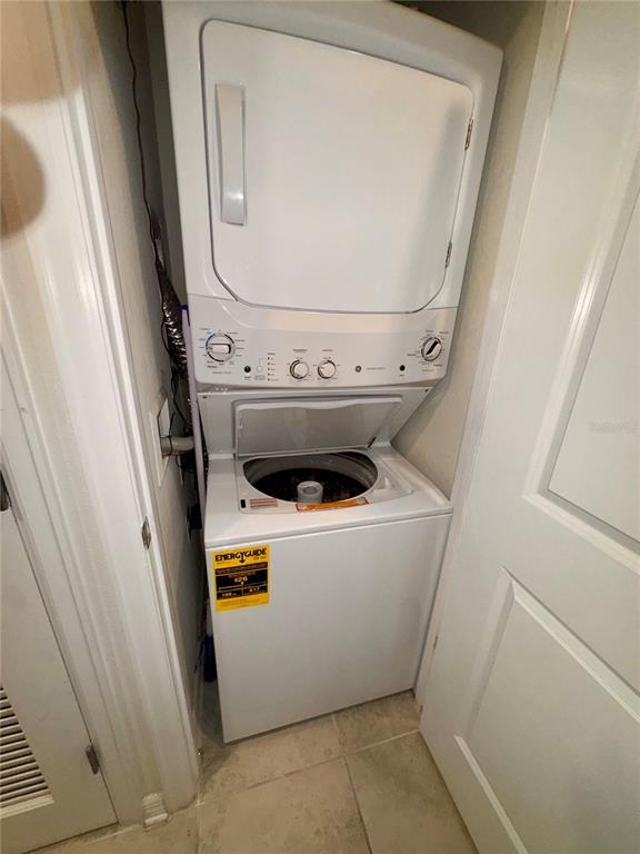 Building Photo - 3150 Paradox Cir