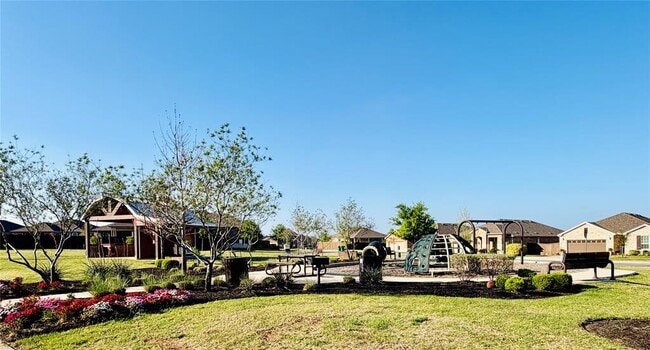 Building Photo - 193 Slenderleaf Dr