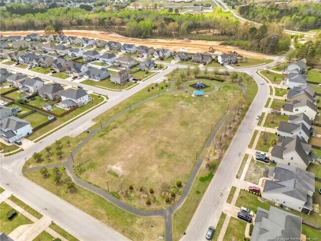 Building Photo - 127 Ganton Dr