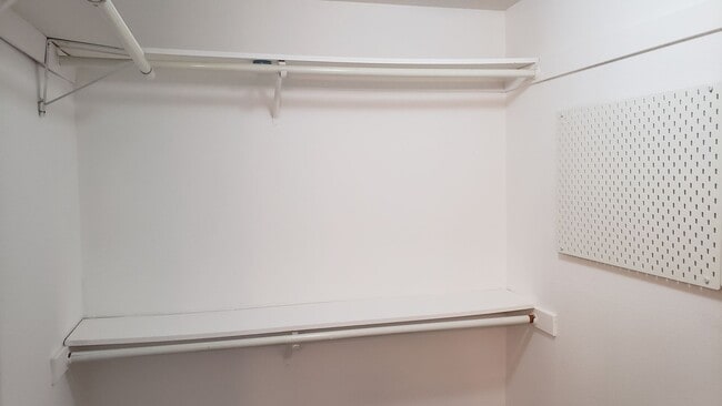 Building Photo - Love the Ocean? 2/2 Condo. STUNNING OCEAN VIEW! Private Patio + 2 Private Garages