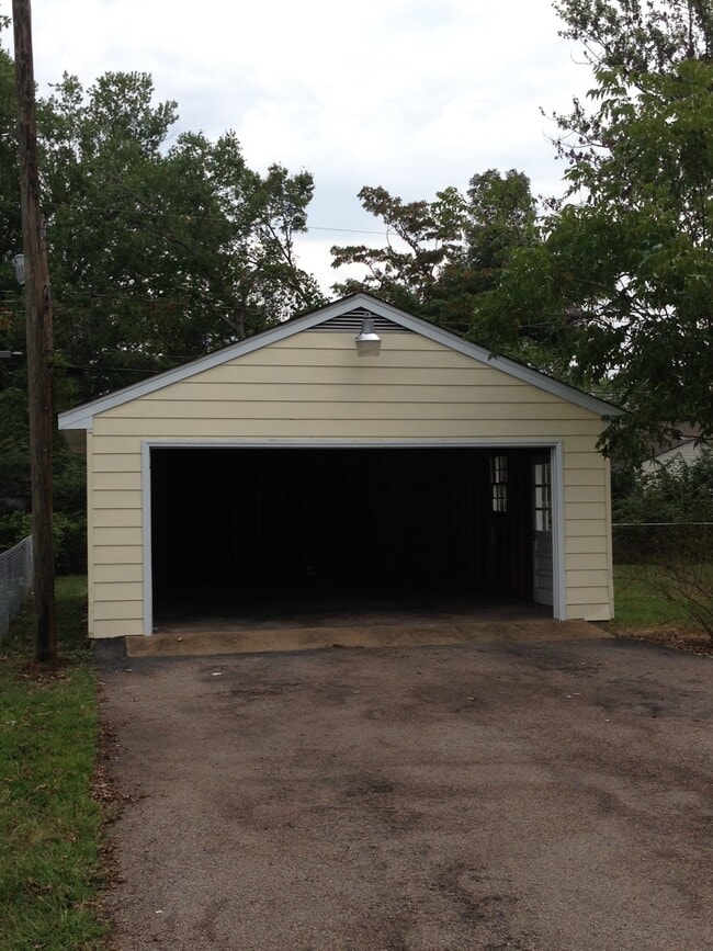 Building Photo - 3607 Harris Ave