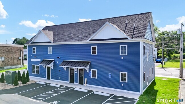 Building Photo - 68 Whiting St