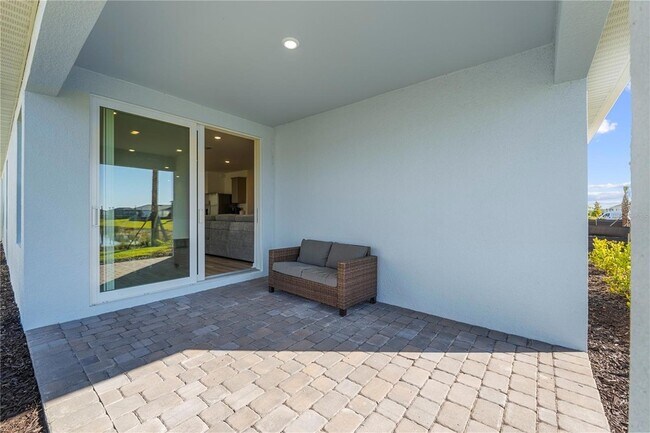 Building Photo - 44148 Kelly Dr