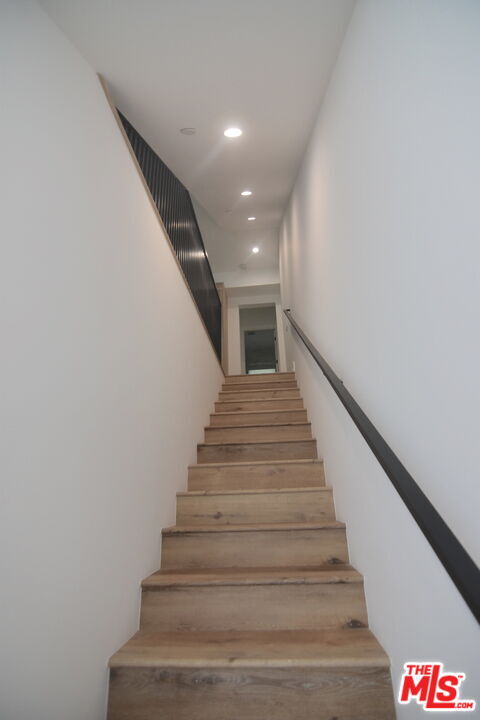 Building Photo - 10810 Peach Grove St