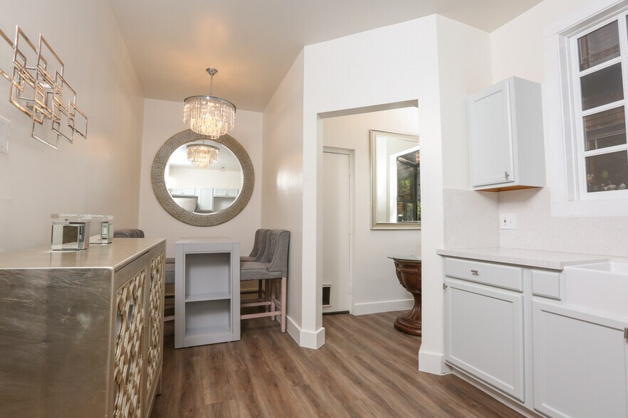Kitchen - 2546 Polk St