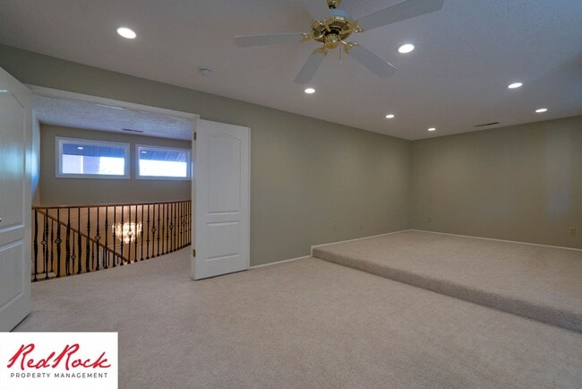 Building Photo - Spacious 5 Bedroom Home in A Quiet Communi...