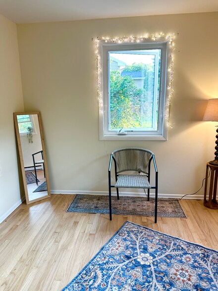 Bedroom 1 - 91 Faith St