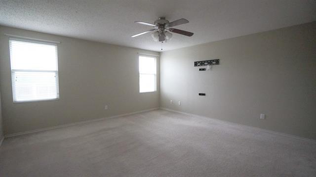 Building Photo - 5929 Thoroughbred Trail