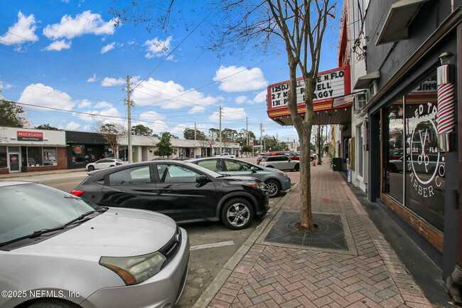 Building Photo - 1007 Brierfield Dr