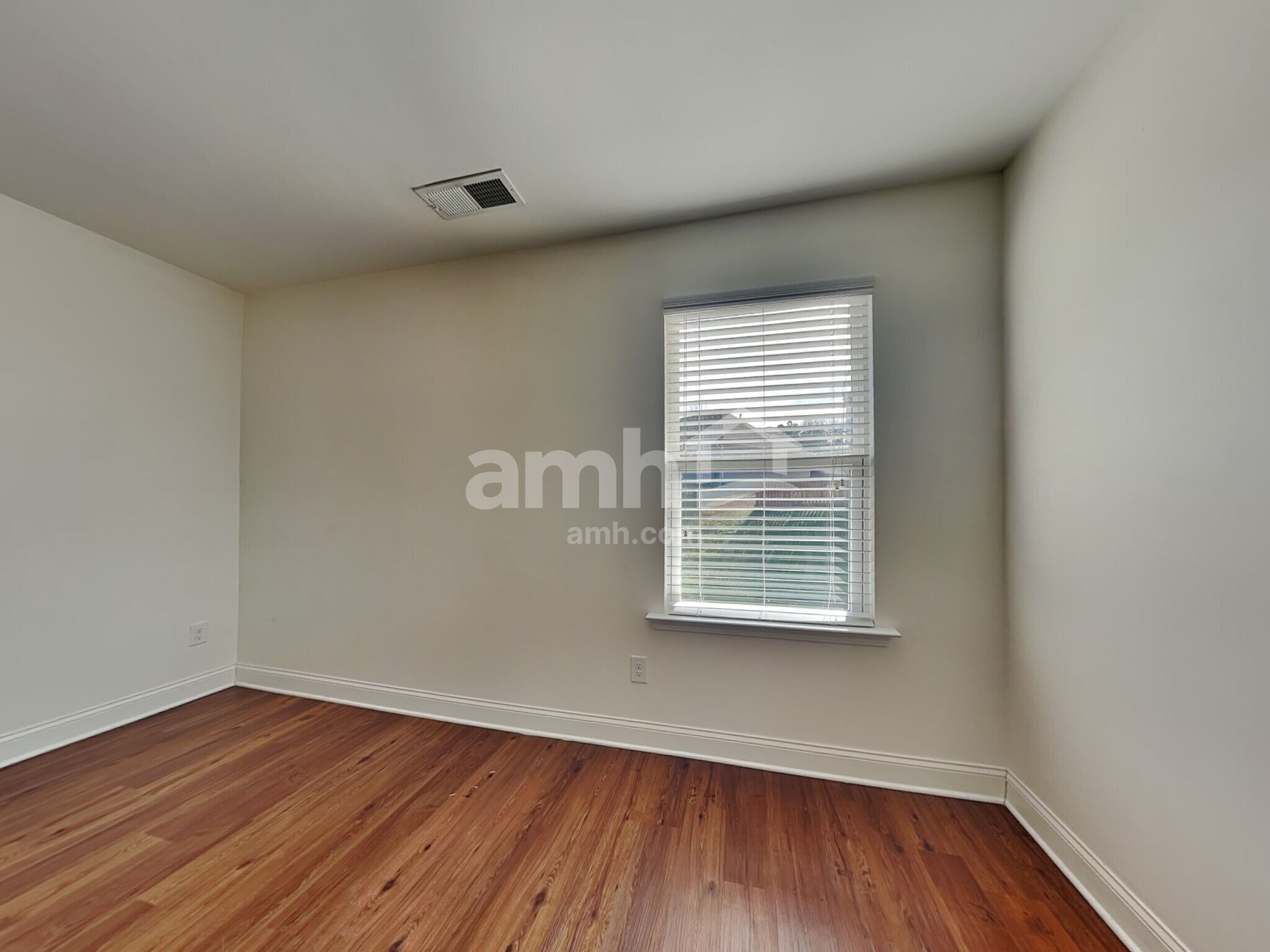 Building Photo - 6835 Thistle Down Dr