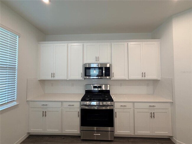 Building Photo - 449 Belmond Dr