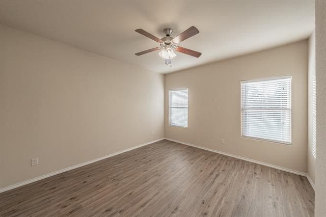 Building Photo - 643 Alexander St