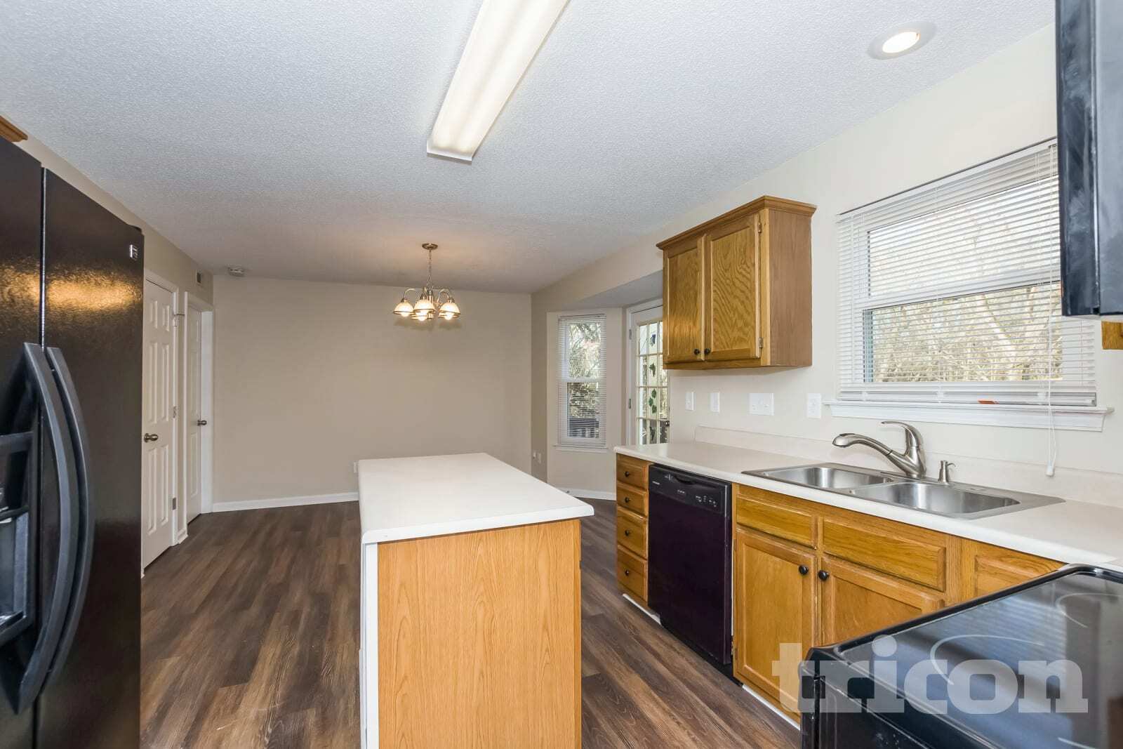 Building Photo - 3223 Harris Mill Ln