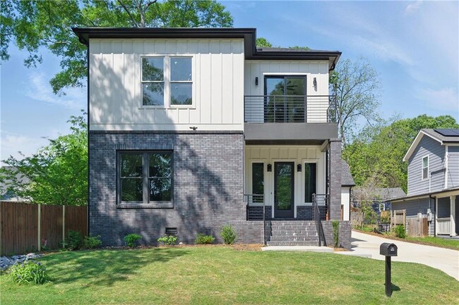 Building Photo - 3419 Hamilton Ave