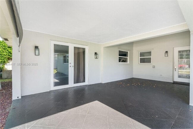 Building Photo - 8172 NW 67th Ave