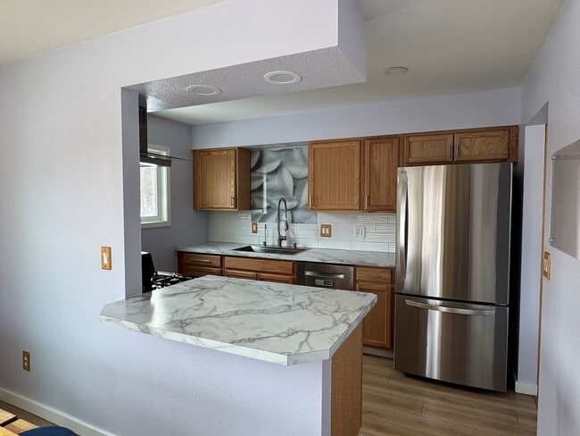 Building Photo - 3923 Pawn Pl