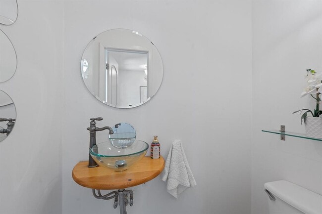 Building Photo - 3633 Peregrine Falcon Dr