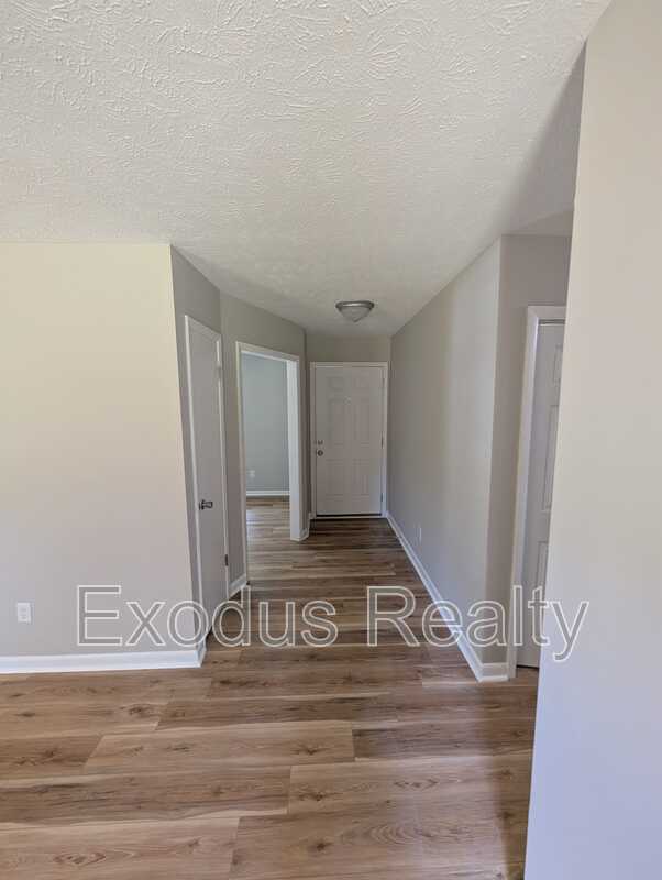 Building Photo - 6443 Rutherglen Dr